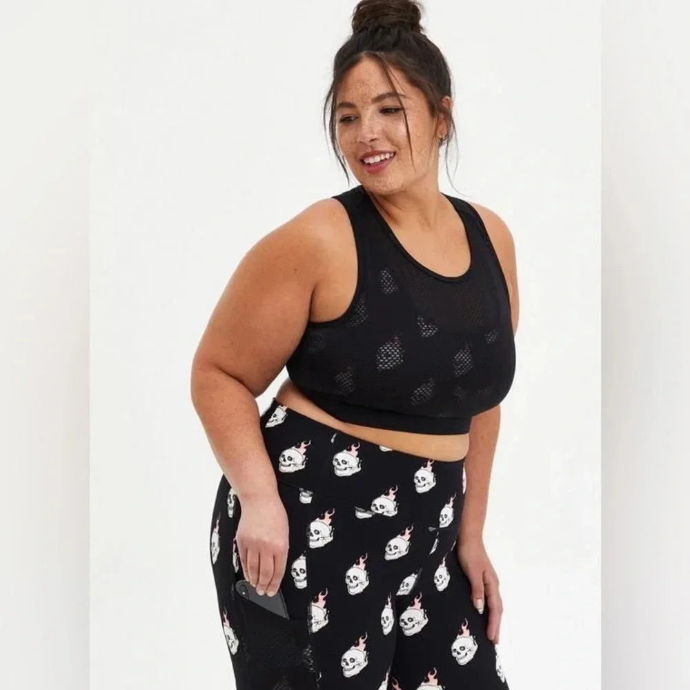Torrid Performance Core Mesh Side Inset Active Legging Skulls Fire Plus Size 1X